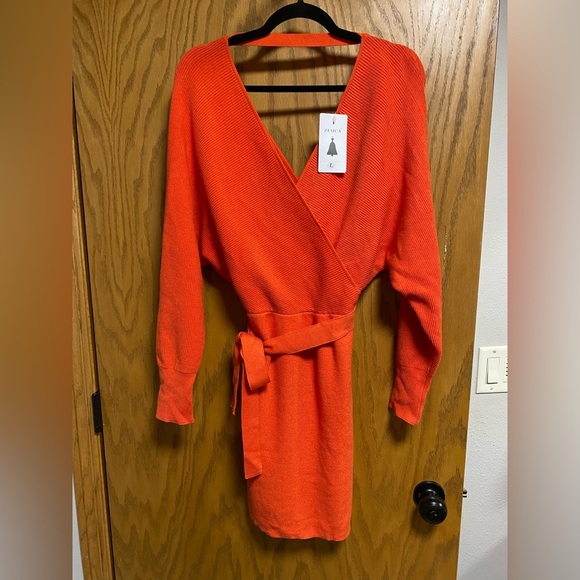 Zesica Batwing Long Sleeve Wrap Pullover Sweater Dress - SZ L - NWT - Picture 10 of 13